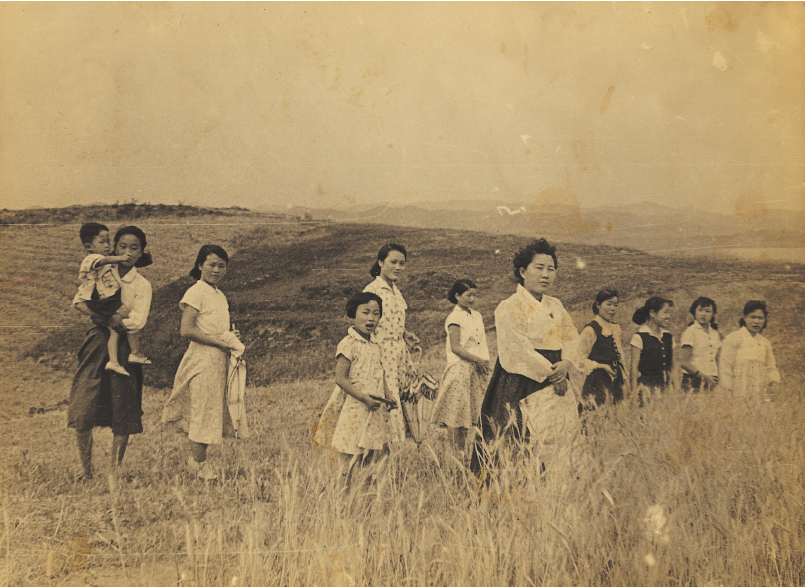 Picnic with Staff while in Gunsan factory